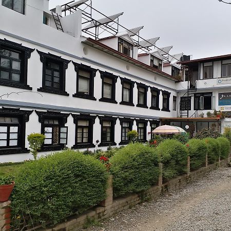 Hotel Heranya Catmandu Exterior foto