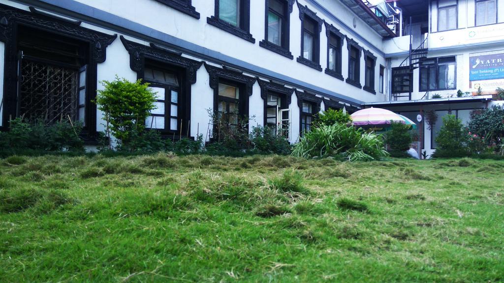 Hotel Heranya Catmandu Exterior foto