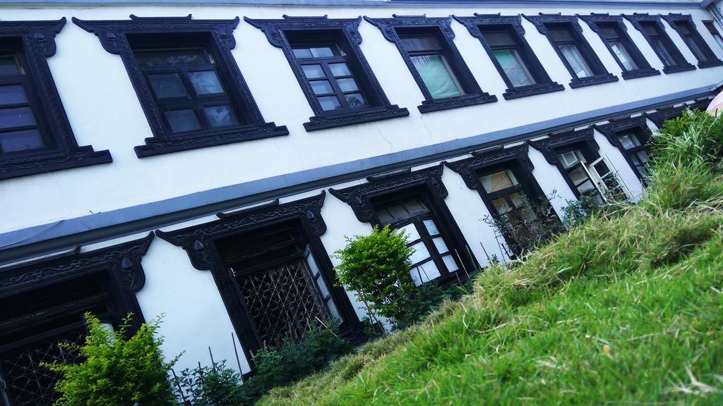 Hotel Heranya Catmandu Exterior foto